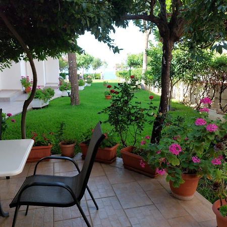 Posidonia Pension Амаринтос Экстерьер фото