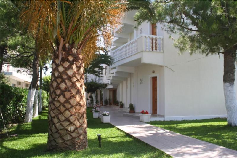 Posidonia Pension Амаринтос Экстерьер фото