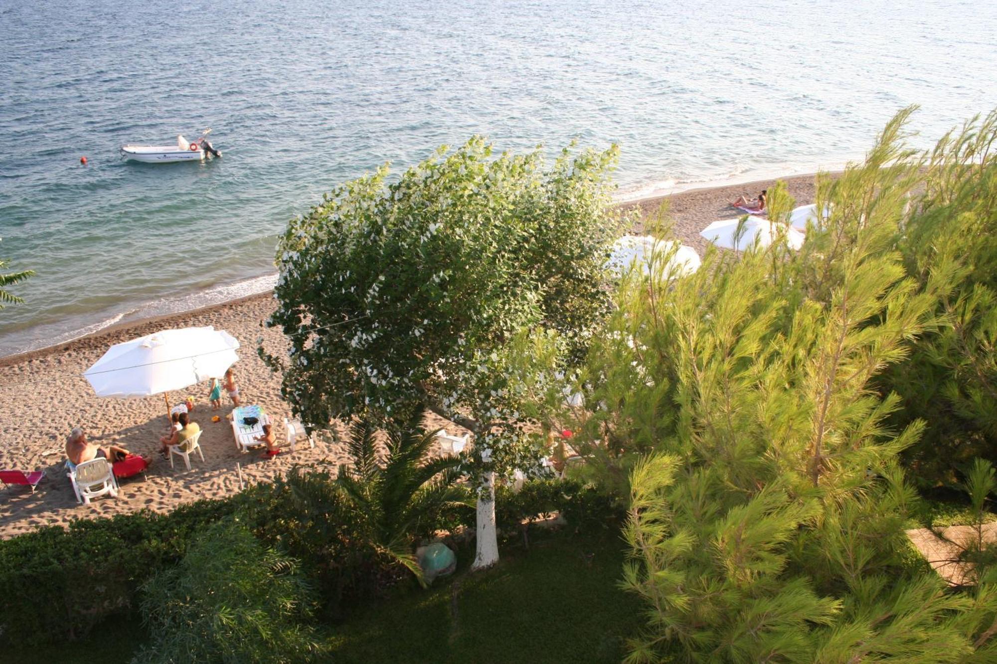 Posidonia Pension Амаринтос Экстерьер фото