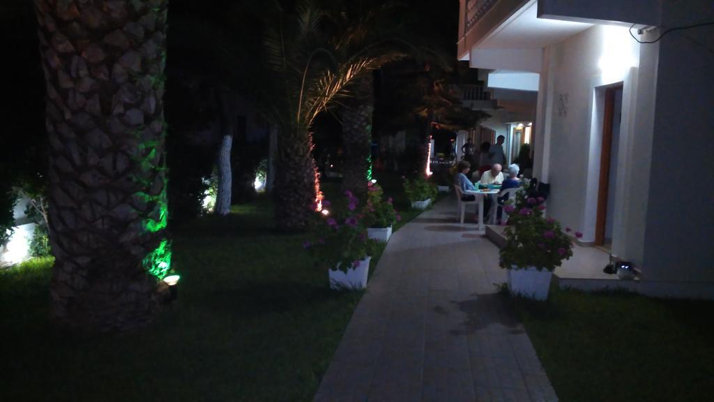Posidonia Pension Амаринтос Экстерьер фото