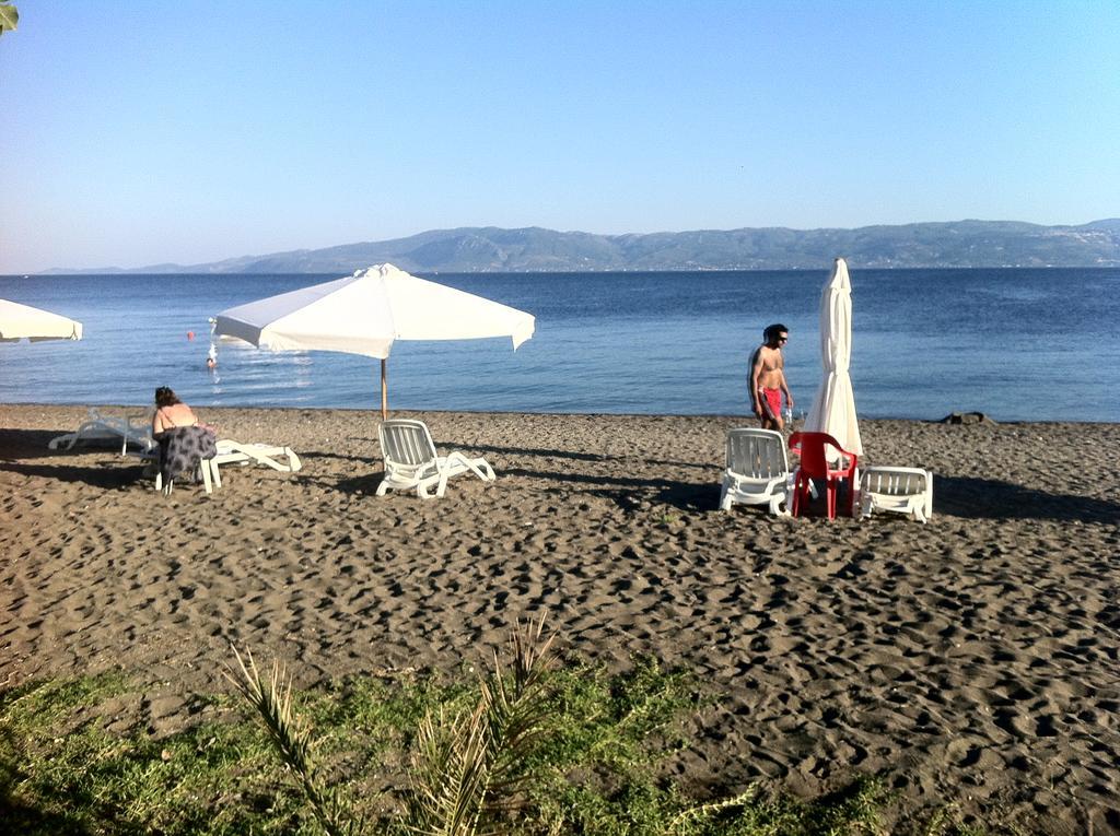 Posidonia Pension Амаринтос Экстерьер фото